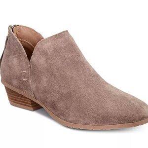 Kenneth Cole Taupe Ankle Booties
